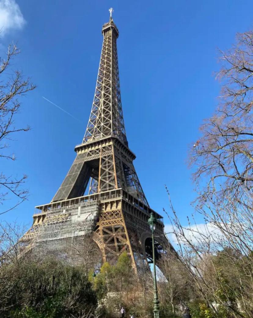 Small Studio Near Eiffel Tower ปารีส ภายนอก รูปภาพ